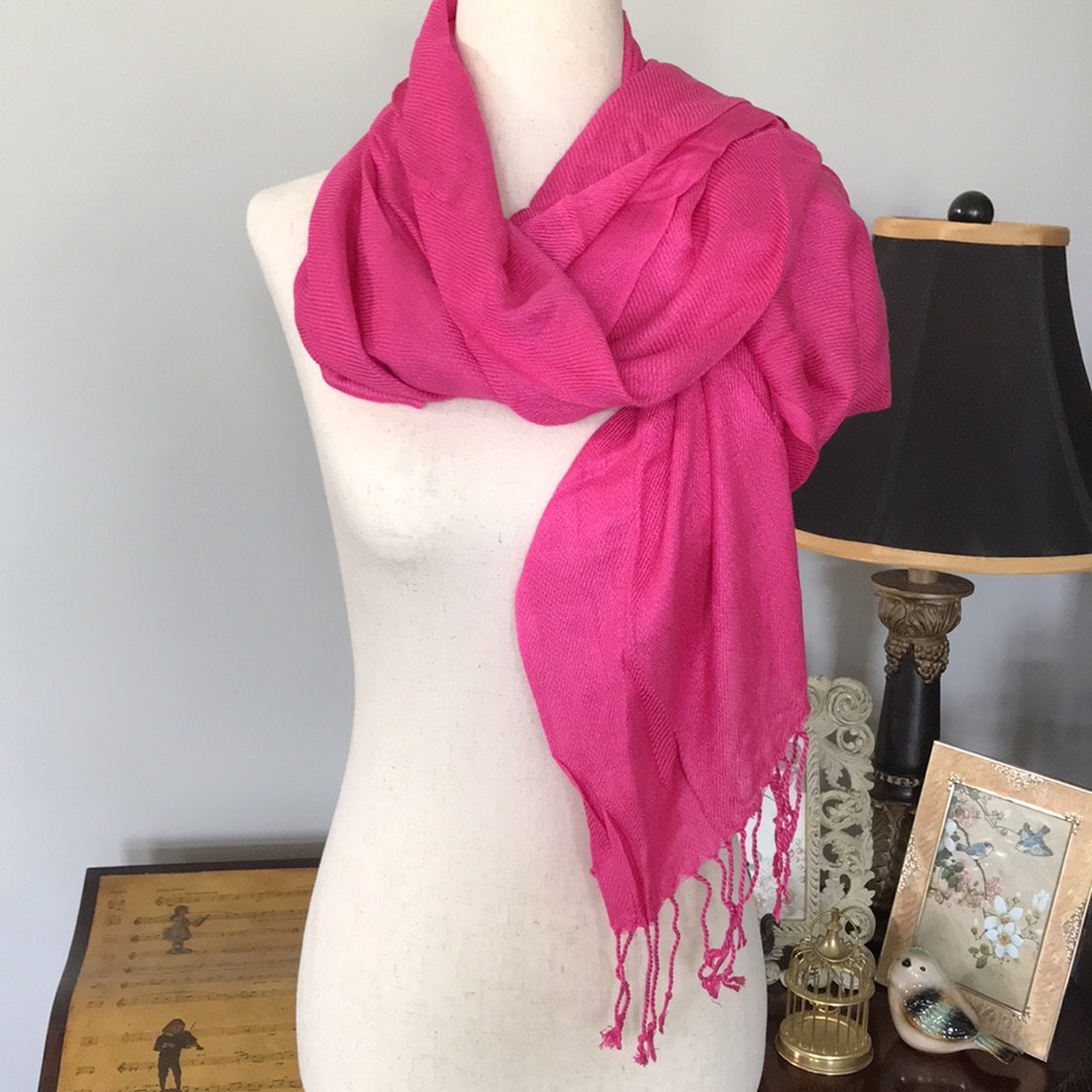 ✅CLEARANCE✅ NEW! Long Viscose Scarf